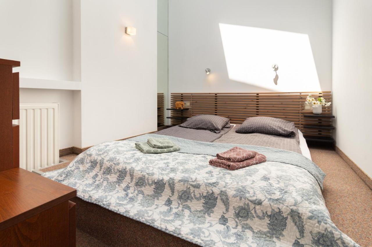 Friendly Family Loft In The Center Apartment คราคูฟ ภายนอก รูปภาพ