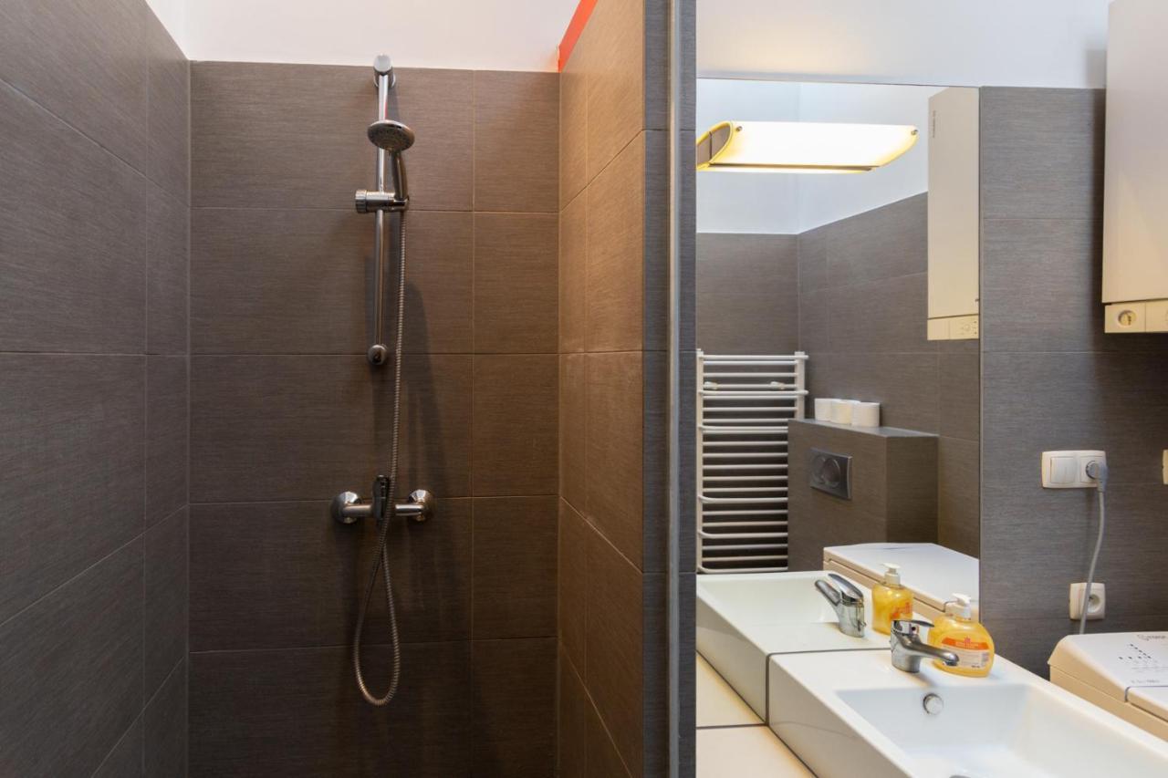 Friendly Family Loft In The Center Apartment คราคูฟ ภายนอก รูปภาพ