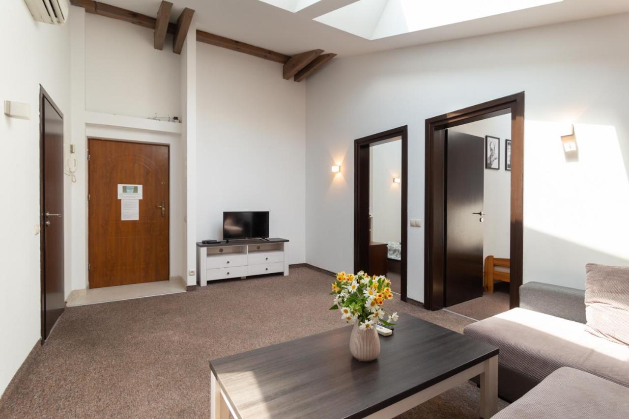 Friendly Family Loft In The Center Apartment คราคูฟ ภายนอก รูปภาพ